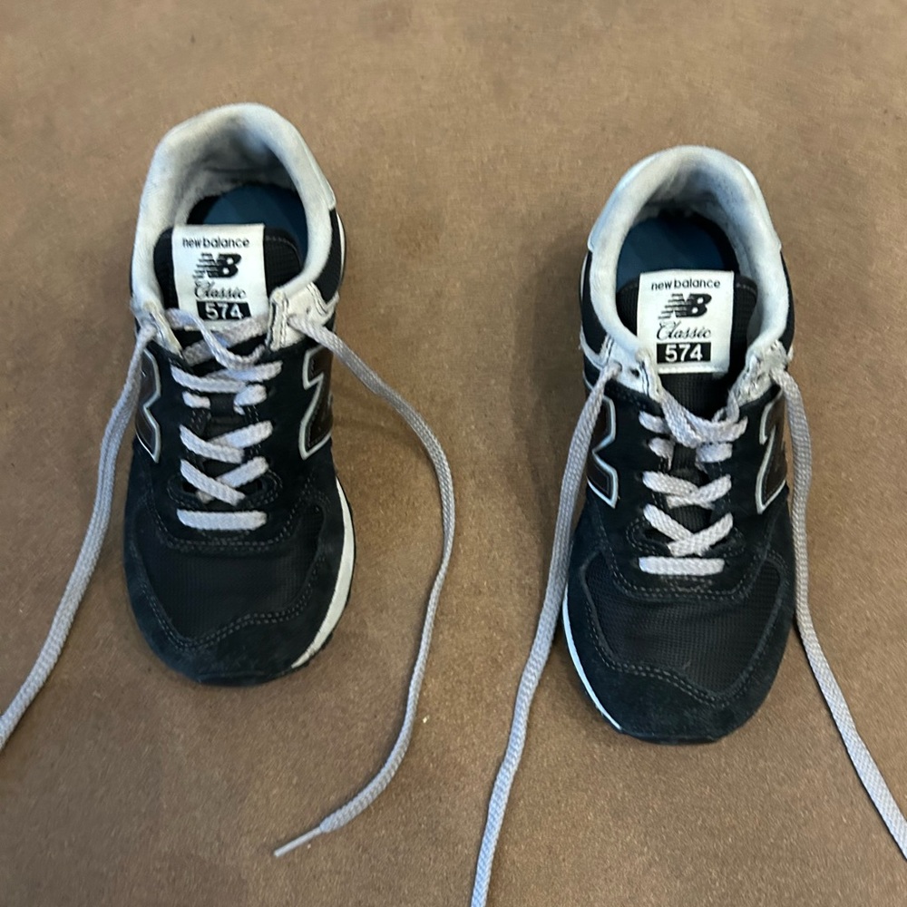 New Balance 574 Women’s' Black and Gray Sneakers